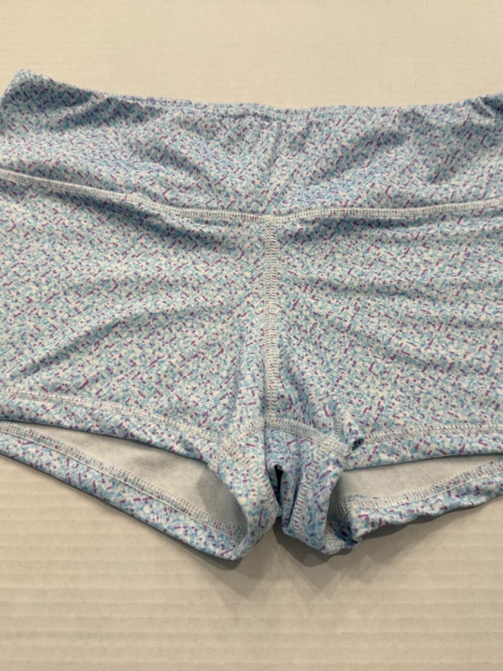 FLEO Sprinkles Shorts | 2.5" Inseam | Size Large | EUC - Picture 2 of 3